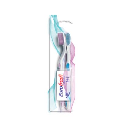 Četkice za zube, 1+1 gratis sistem srednje tvrdih unakrsnih vlakana omogućava efektno čišćenje čak i prostora između zuba. Ergonomski oblikovana drška četkice prekrivena je gumom kako četkica ne bi klizila iz ruke.